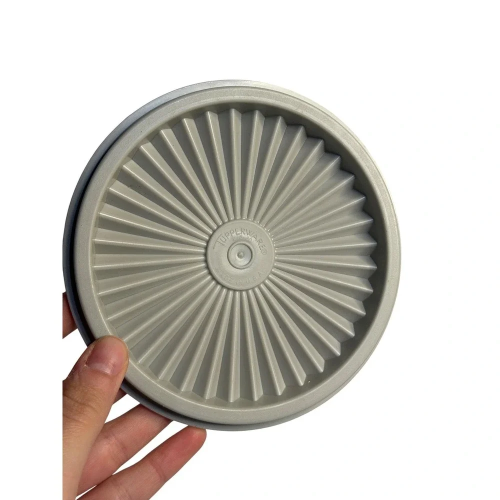 VTG 80s Tupperware 812-20 Replacement Lid Light Blue Servalier Starburst Kitchen